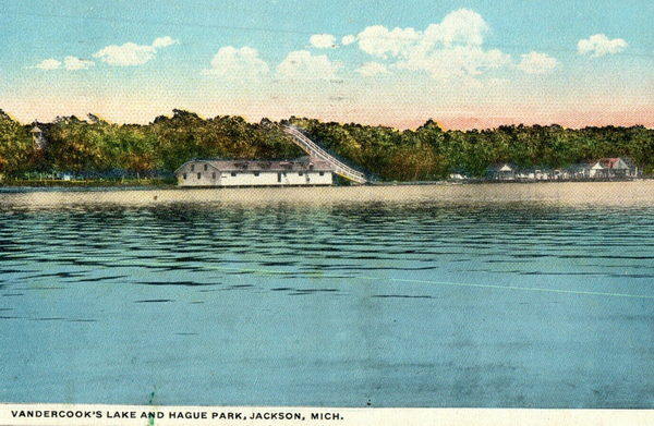 Hague Park - Nice Selection Of Old Post Cards (newer photo)